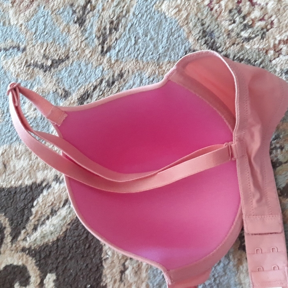 Pink VS wear everywhere T-shirt bra - Picture 9 of 13